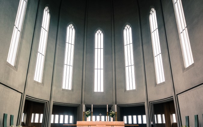 photo-1474739331020-a715a6719403a