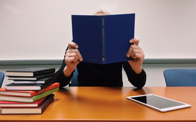 read-2007118_960_720a